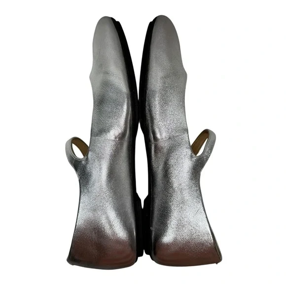 Shoes - Picture 8 of 10